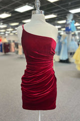 Bridesmaids Dresses Fall Wedding, Double Straps Red Velvet Pleated Bodycon Homecoming Dress