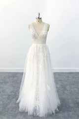 Wedding Dress Princess, Elegant Long  A-line V-neck Appliques Tulle Backless Wedding Dress