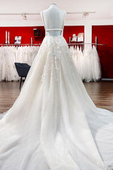 Wedding Dress Ball Gowns, Elegant Long Princess V-neck Tulle Backless Wedding Dress with Lace