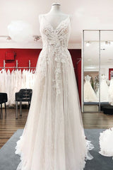 Wedding Dresses Elegant Classy, Graceful Long A-line Tulle V-neck Lace Backless Wedding Dresses