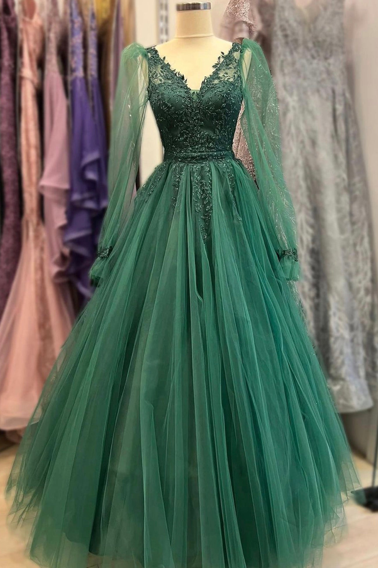 Party Fitness, Green V-Neck Tulle Long Prom Dresses,A-Line Long Sleeve Evening Dress