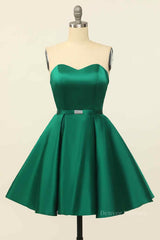 Evening Dress Yde, Hunter Green A-line Strapless Satin Mini Homecoming Dress with Beaded Sash
