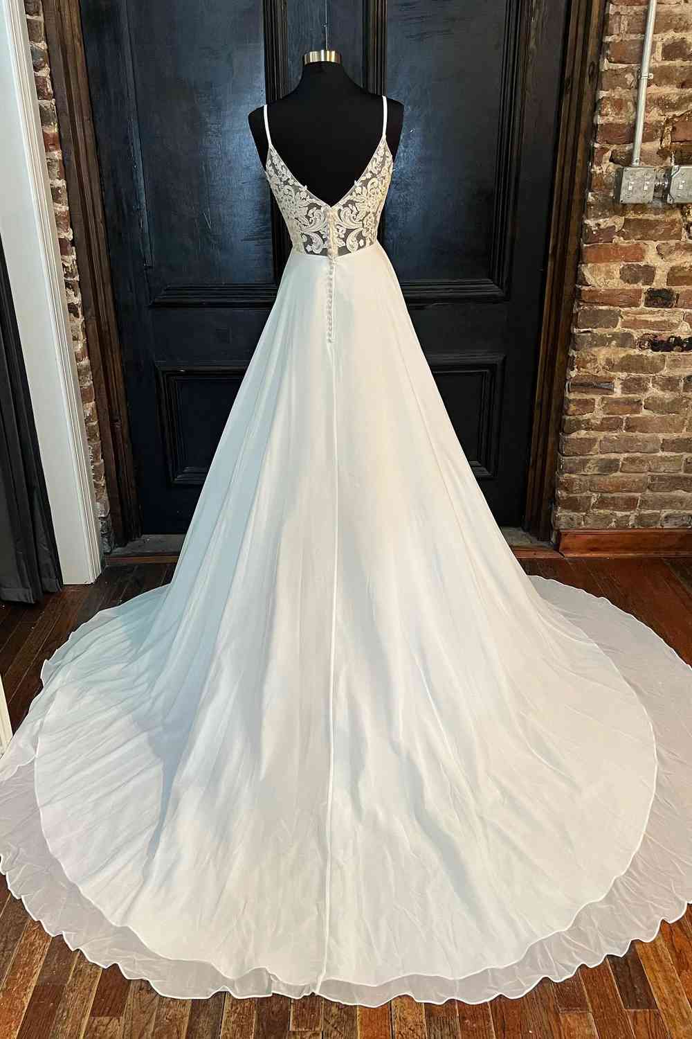 Wedding Dresses V Neck, Lace Back White V-Neck A-Line Long Bridal Dress Chiffon Wedding Dresses