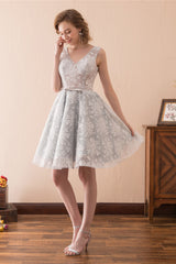 Prom Dresses For Chubby Girls, Lace V Neck Grey Short Homecoming Dresses with Ribbon
