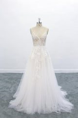 Wedding Dresses Sleeve, Long A-line V-neck Backless Appliques Lace Tulle Wedding Dress