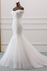 Wedding Dress Different, Long Mermaid Off the Shoulder Appliques Lace Tulle Wedding Dress