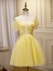 Party Dress Sleeve, Mini/Short Yellow Prom Dresses, Yellow Cute Homecoming Dress With Beading Lace