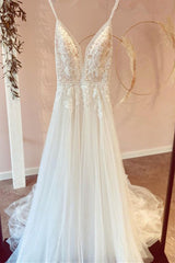 Wedding Dress Elegent, Modest Long A-line V-neck Spaghetti Straps Tulle Wedding Dress with Appliques Lace