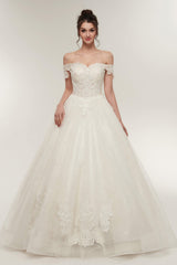 Wedding Dresses Princesses, Off-shoulder Sweetheart A-line Lace-up Floor Length Lace Appliques Wedding Dresses