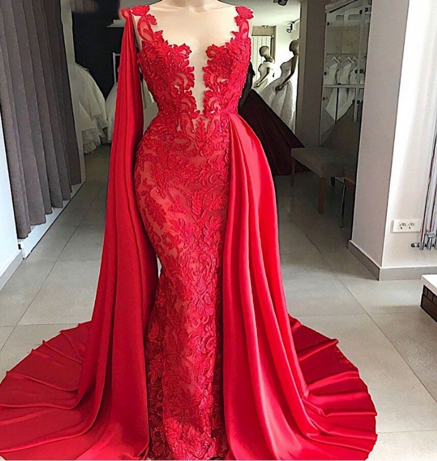 Bridesmaids Dress Red, Tulle Red With Appliques Satin Sheath Long Prom Dresses