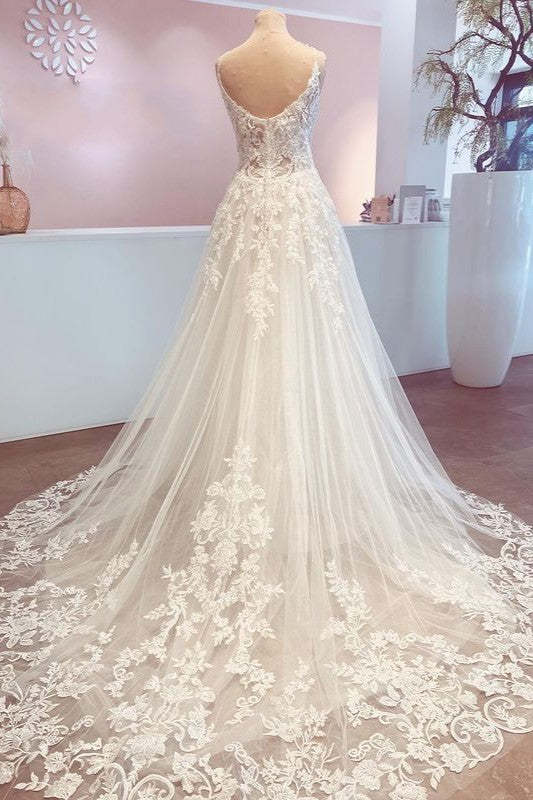 Wedding Dresses Fit, Romantic Long A-Line Spaghetti Straps Appliques Lace Backless Wedding Dress