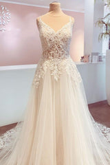 Wedding Dress Fitted, Romantic Long A-Line Spaghetti Straps Appliques Lace Backless Wedding Dress