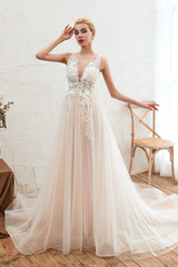 Wedding Dressing Gowns, Round Neckline Sleeveless A-line Lace Up Sweep Train Lace Appliques Wedding Dresses