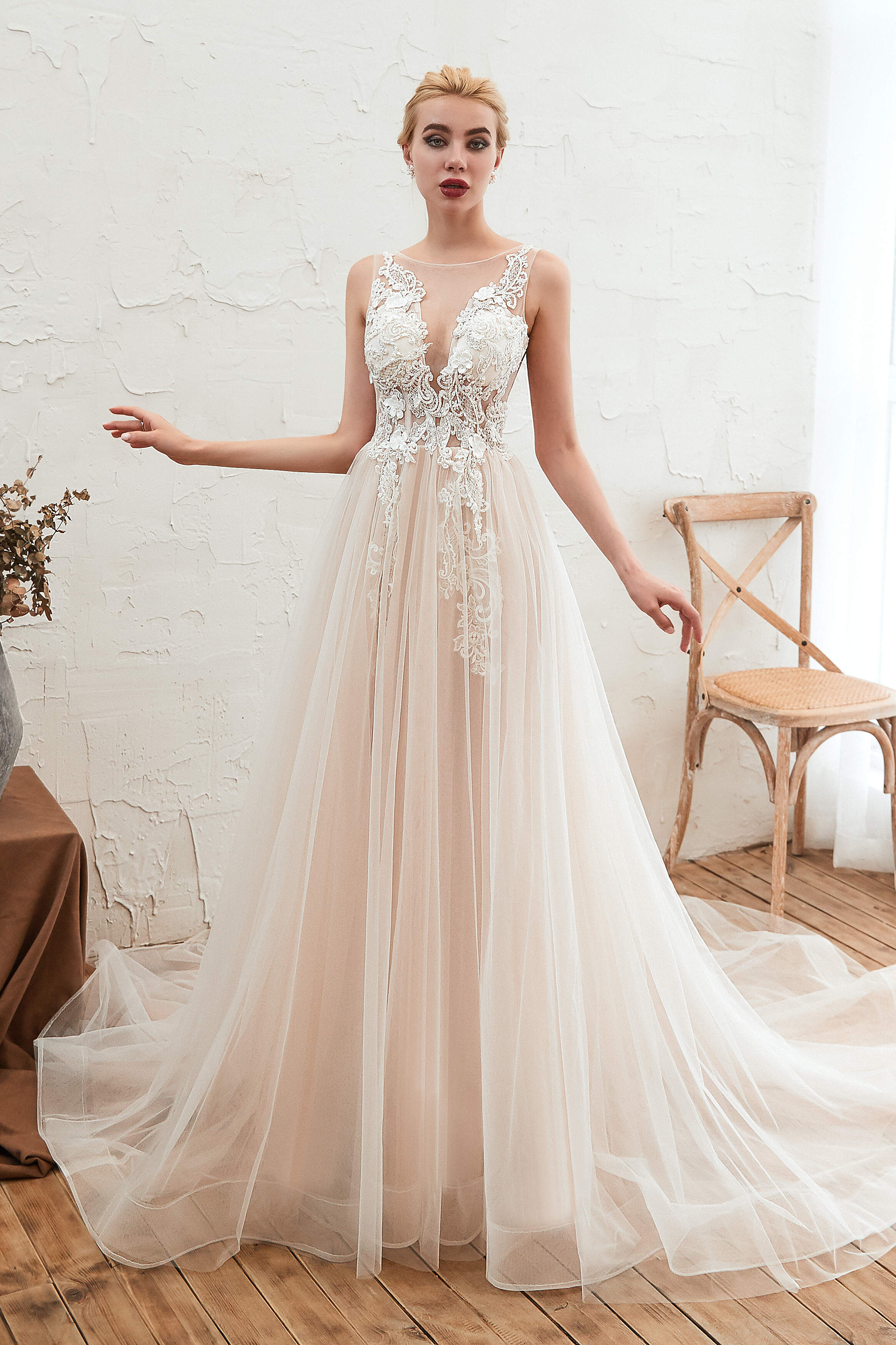 Wedding Dressing Gown, Round Neckline Sleeveless A-line Lace Up Sweep Train Lace Appliques Wedding Dresses