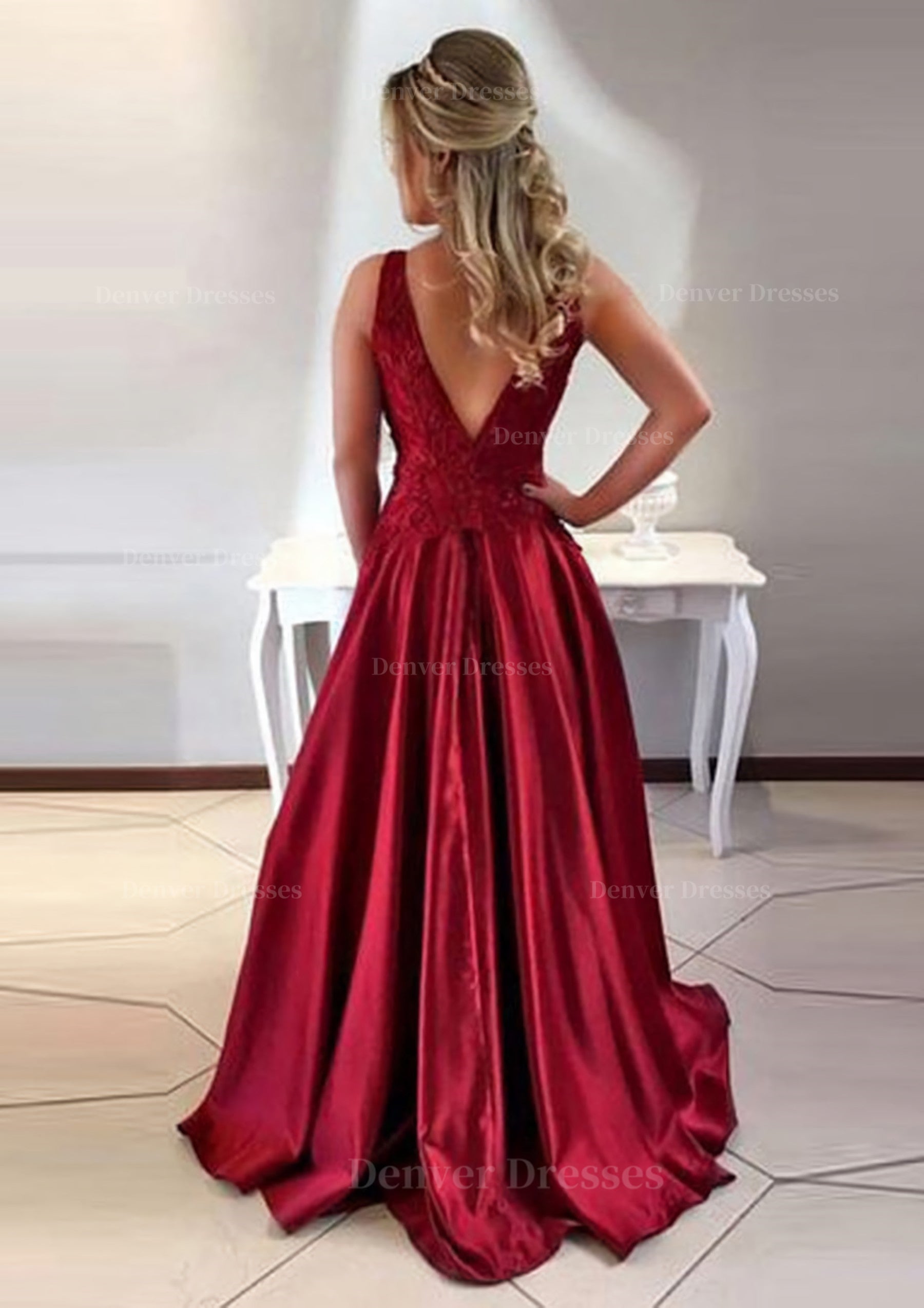 Prom Dresses Boutique, Satin Prom Dress A-Line/Princess Scoop Neck Sweep Train With Appliqued