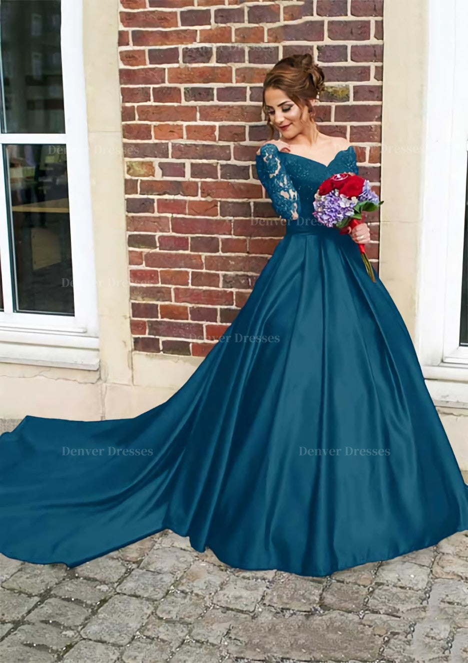 Bridesmaid Dresses Design, Satin Prom Dress Ball Gown V-Neck Cathedral Train With Lace
