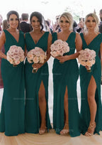 Homecoming Dress Website, Sheath/Column Cowl Neck Sleeveless Chiffon Bridesmaid Dresses With Pleated Split