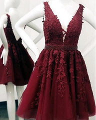 Bridesmaid Dress Floral, Short V-neck Tulle Prom Homecoming Dresses Lace Embroidery