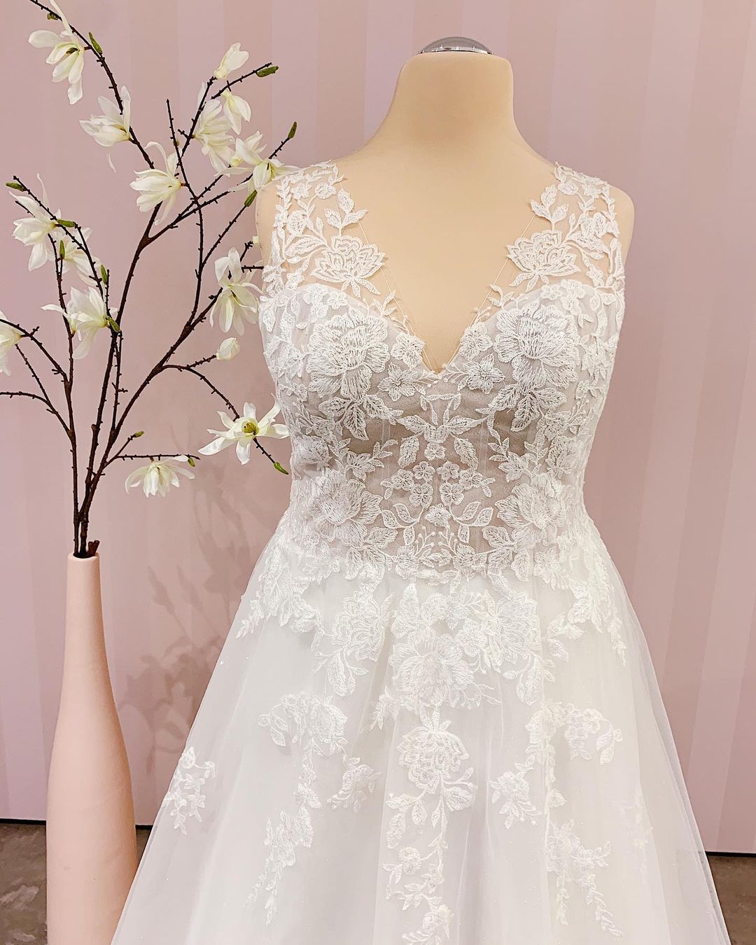 Wedding Dress For Brides, Simple Long V-neck A-Line Backless Wedding Dress With Appliques Lace