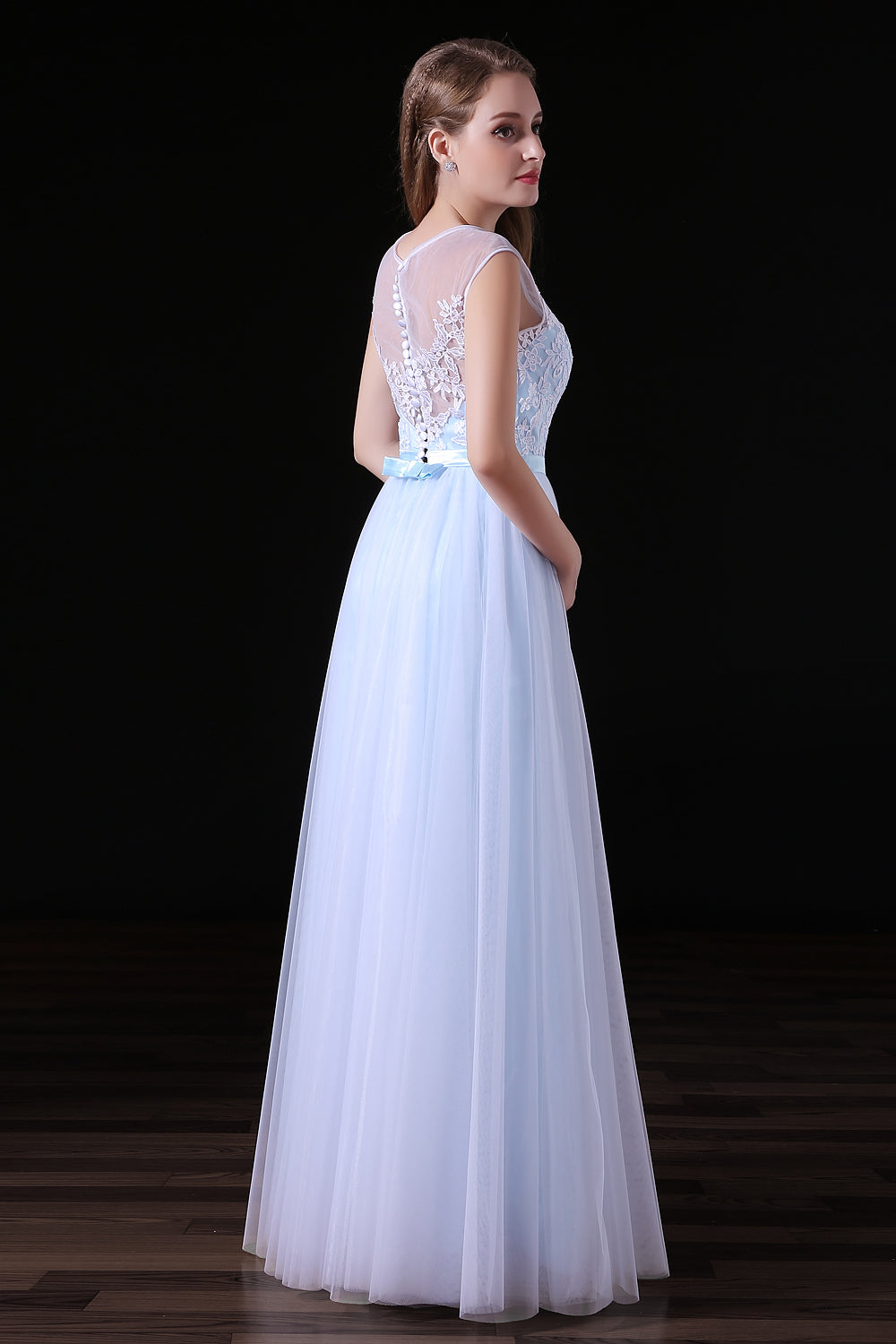 Flowy Dress, Sleeves Appliques Sheer Lace Button Floor Length Tulle Prom Dresses
