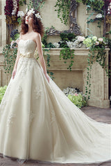 Wedding Dress For Over 57, Sweetheart Lace Appliques Light Champagne Wedding Dresses