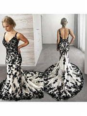 Wedding Dress Elegant Simple, Trumpet/Mermaid V-neck Court Train Tulle Wedding Dress with Appliques Lace