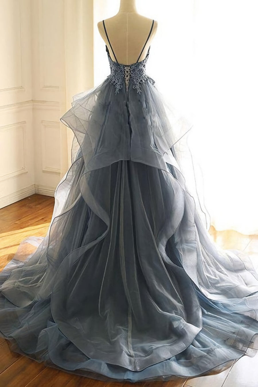 Bridesmaids Dresses Black, Tulle A-line V-neck Spaghetti Straps Appliqued Prom Dresses, Evening Dress