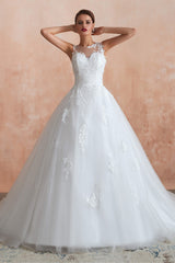 Wedsing Dresses With Sleeves, White Ball Gown Tulle Lace Appliques Sweetheart Sequins Wedding Dresses