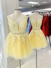 Bridesmaids Dress Champagne, Yellow v neck tulle lace short prom dress, yellow homecoming dress