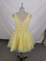 Bridesmaid Dresses Online, Yellow V Neck Tulle Sequin Short Prom Dress, Yellow Tulle Homecoming Dress